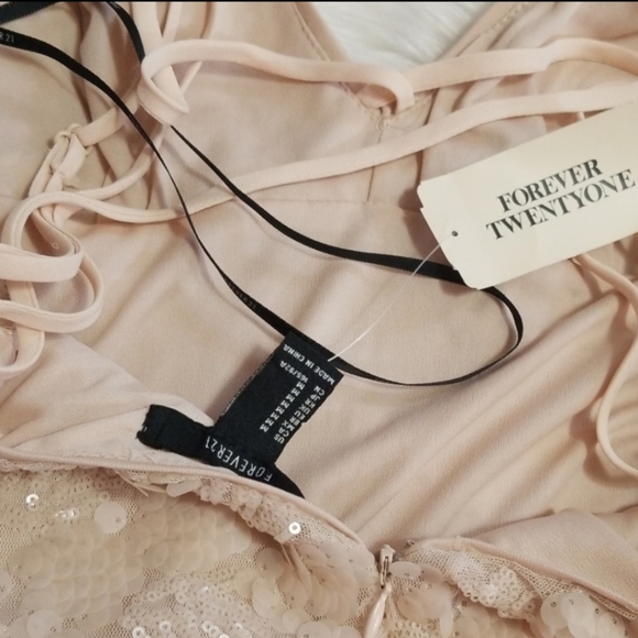 NWT Forever 21 Sequin Prom Dress Sz M - Picture 8 of 8